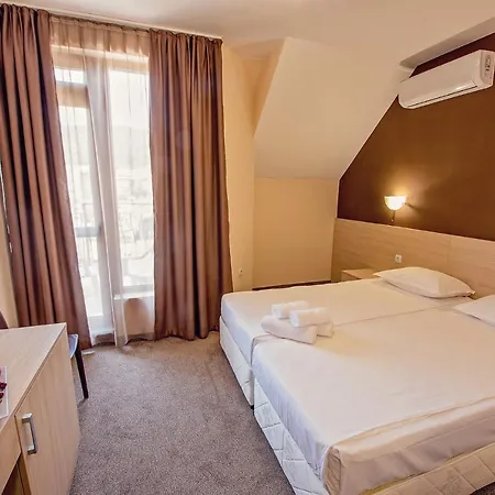 Hotel Santa Maria 2*